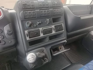Iveco Eurocargo 2008 - 180 Eurocargo 75E180 , Spring Suspension , Closed box , Tailgate obrazek 14