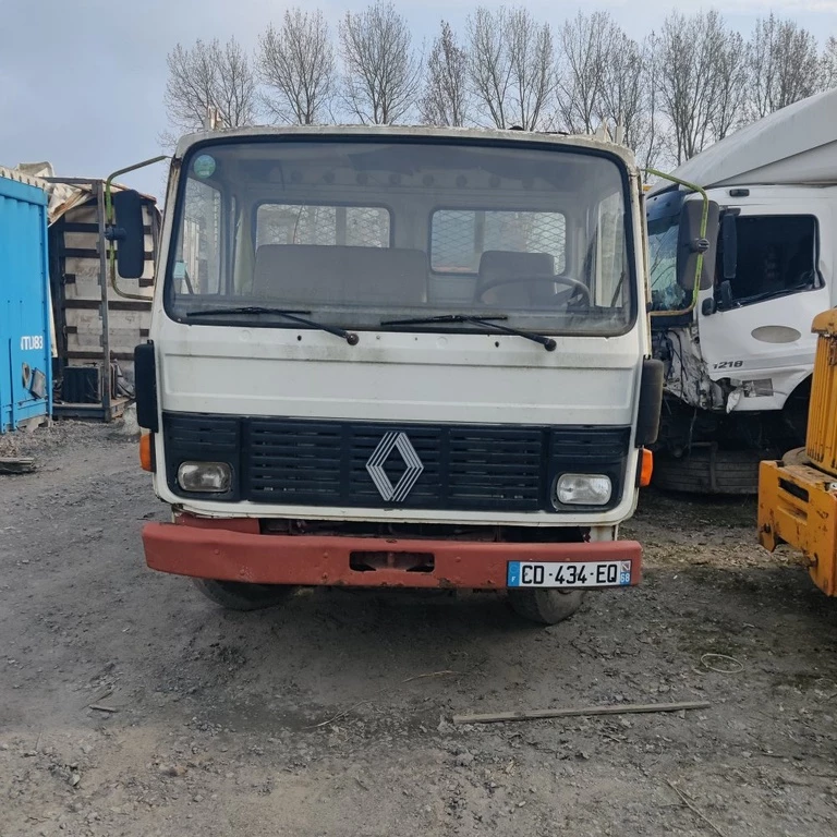 Renault 230 1983 image 2