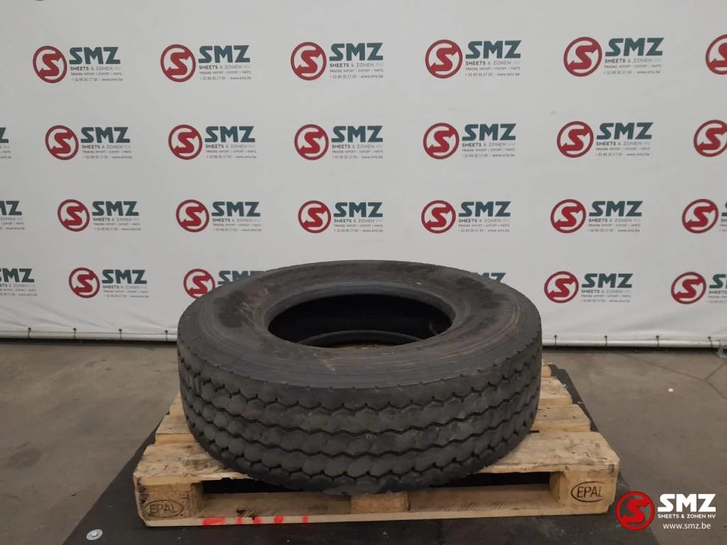 Diversen - Occ vrachtwagenband Apollo 315/80R22.5 afbeelding 1