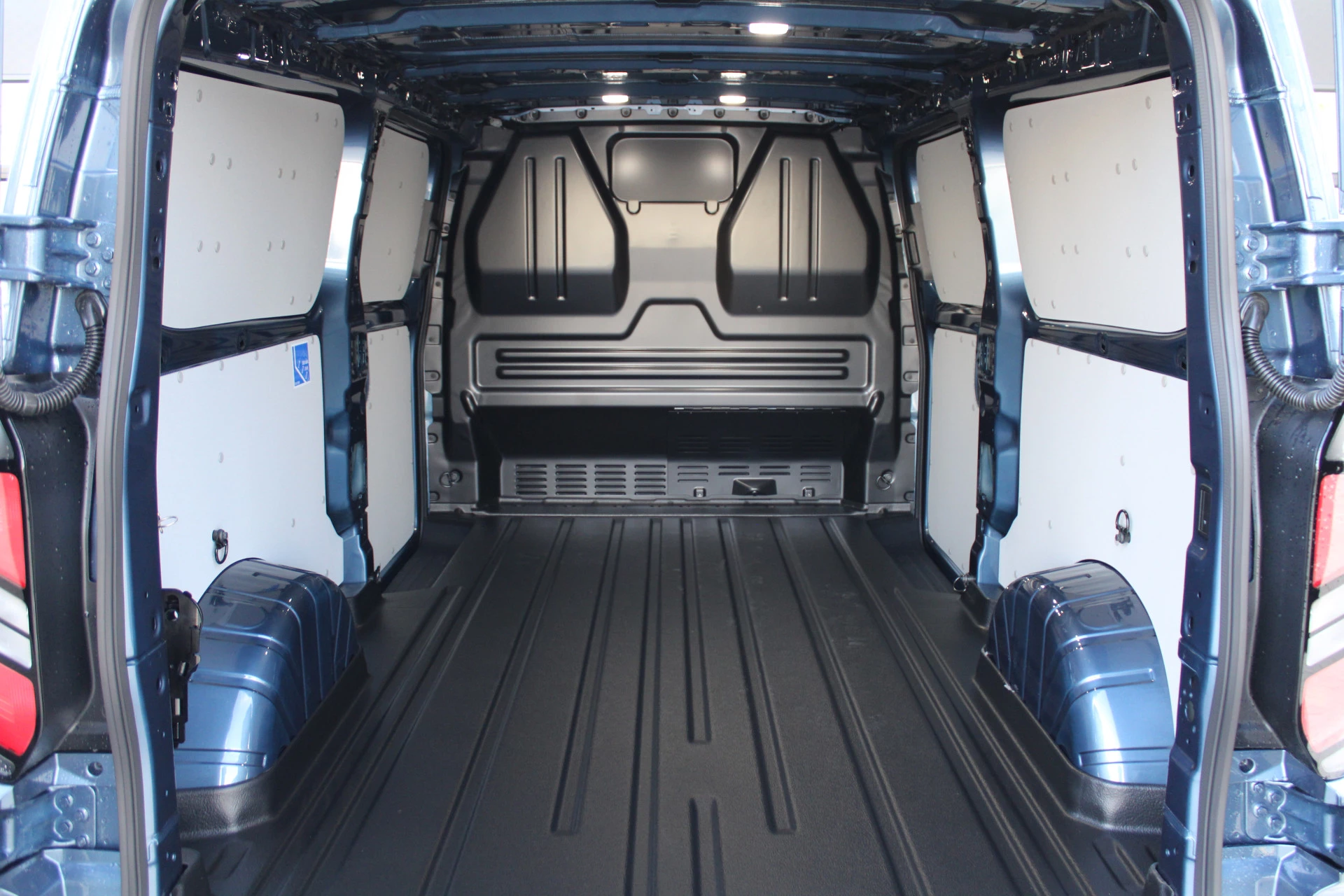 Ford Transit Custom 2024 - 320 2.0 TDCI L2H1 Trend 136pk - 2x Schuifdeur - Carplay - Android - Camera - Trekhaak - Stoelverwarming -70l tank - Rijklaar immagine 14