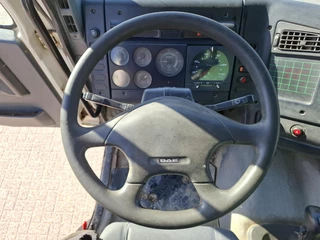 DAF CF 85.340 1998 - / 6X4 / 2X BIG AXLE / FULL-STEEL / DRUM BRAKES / 585044 KM / 2SIDE MARREL TIPPER / MANUAL / 1998 bild 24