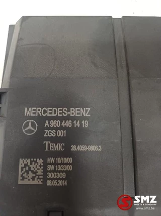 Mercedes-Benz N/A 2014 - Occ ECU rechterdeur besturingseenheid Mercedes immagine 3