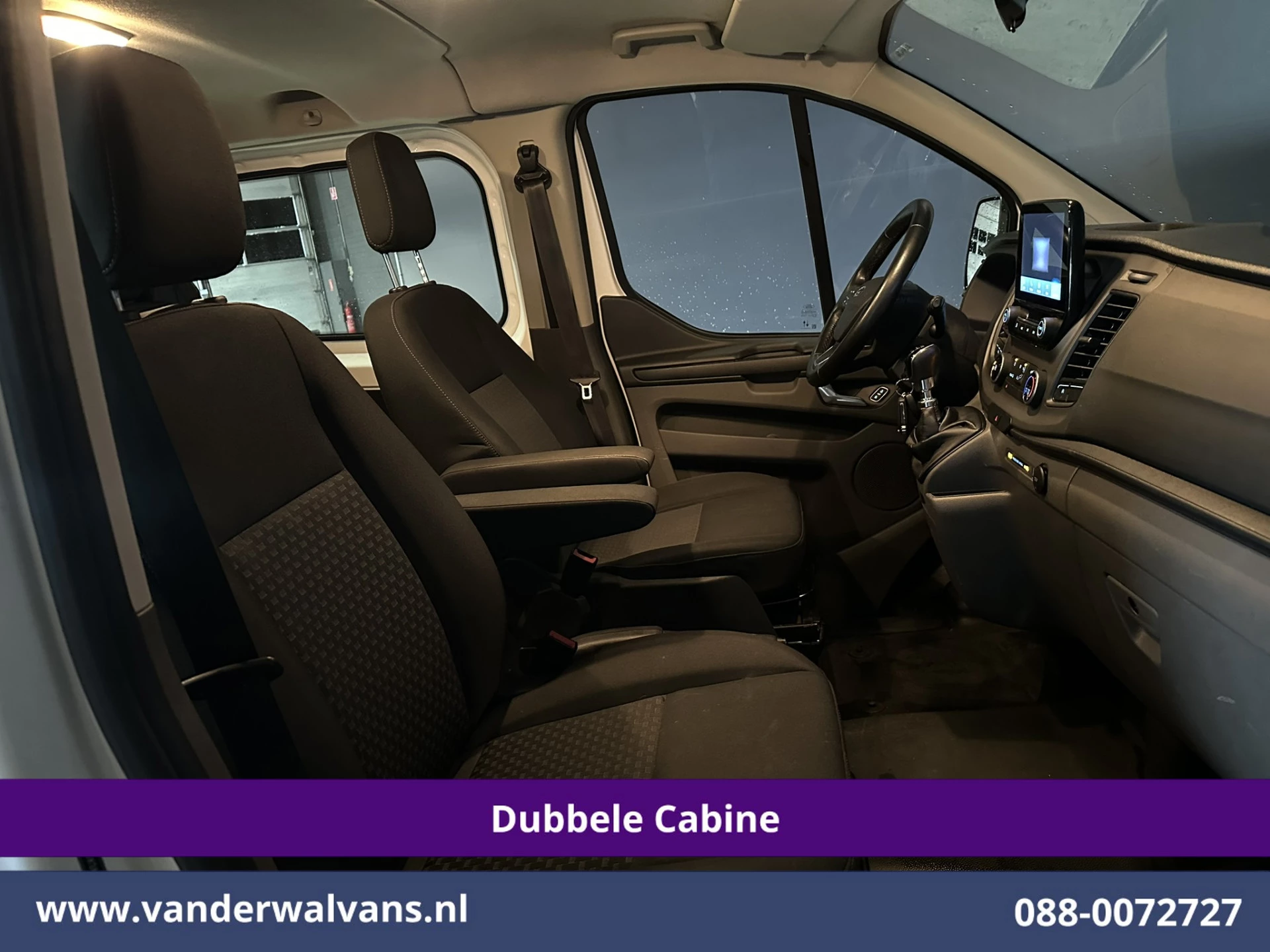 Ford Transit Custom 2021 - 2.0 TDCI 130pk L2H1 Dubbele Cabine Euro6 Airco | 5-Zits | Navigatie | Apple Carplay | LED | Cruisecontrol image 9