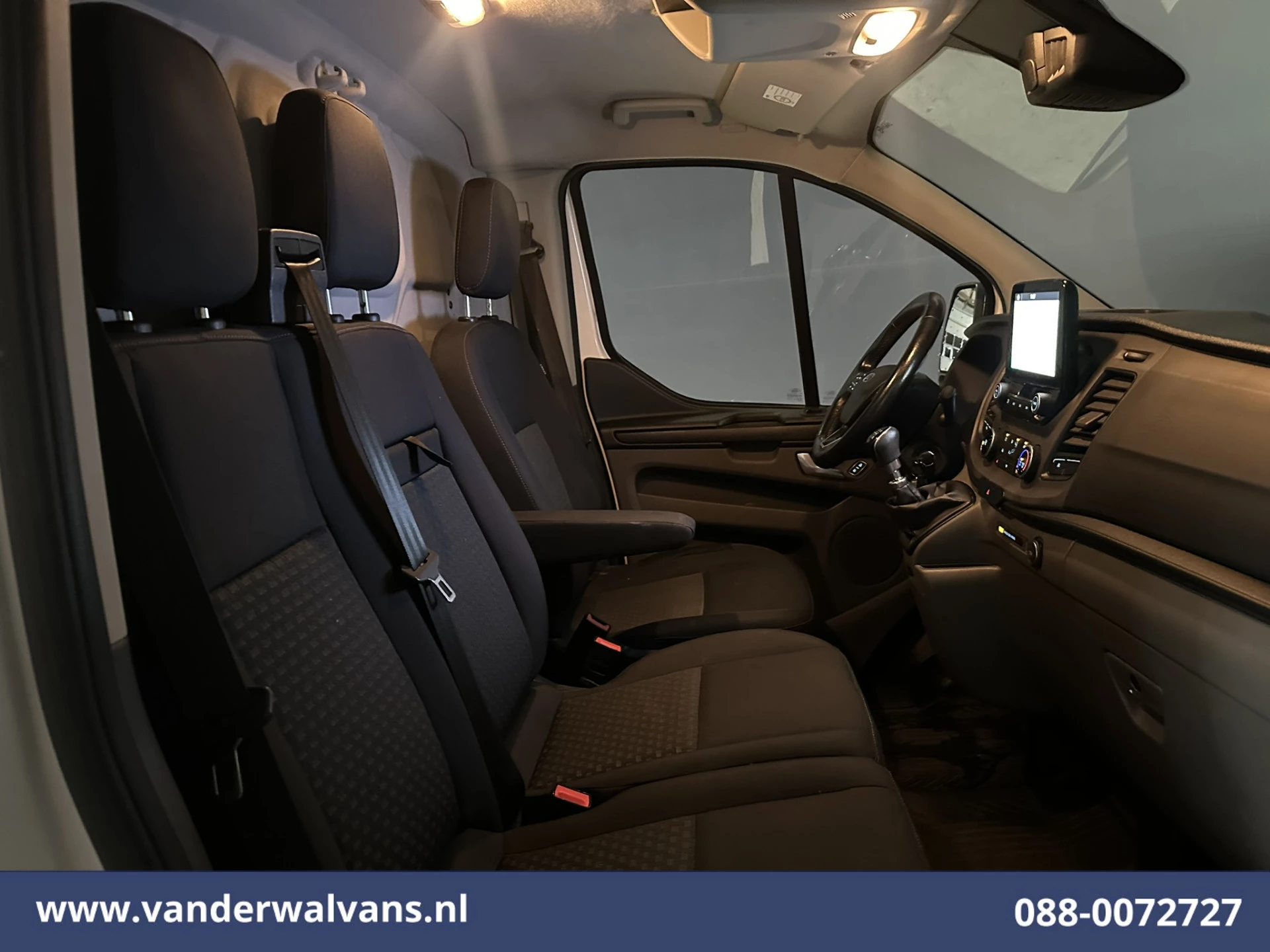 Ford Transit Custom 2020 - 2.0 TDCI L2H1 Euro6 Airco | Navigatie | Apple Carplay | Cruisecontrol | Stoelverwarming obrázek 8