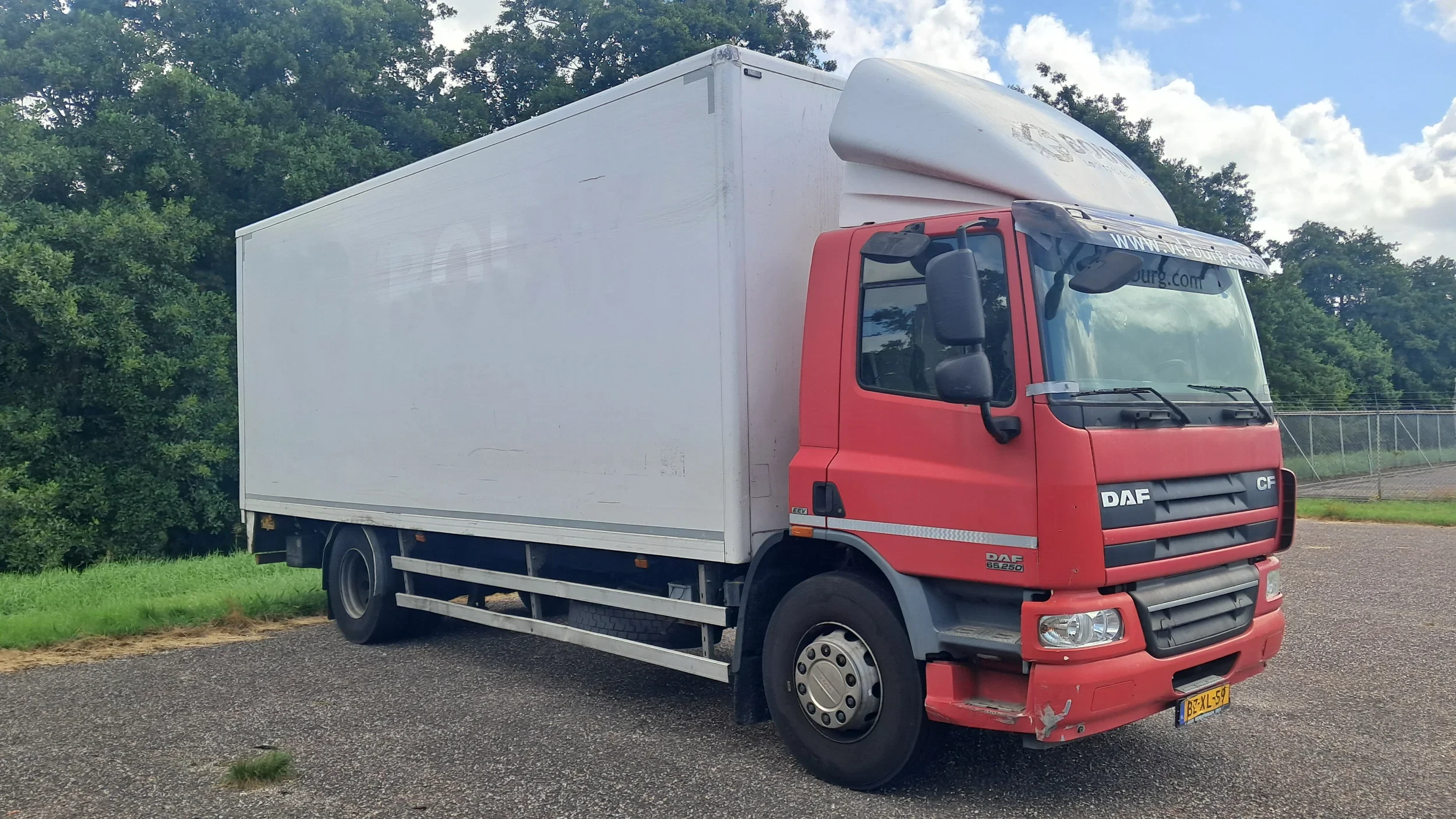 DAF CF 65 2012 - 250 Closed Box Damaged Starter Ring!! afbeelding 2