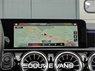 Mercedes-Benz A-Class 2020 - 250e Sedan AMG Panorama Memory Night Pakket zdjecie 25