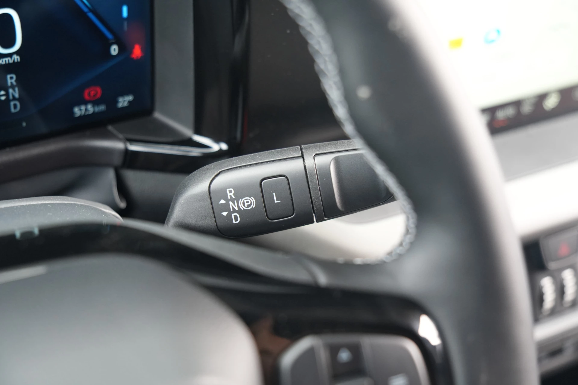 Ford E-Transit Courier 2026 - Limited 44 kWh 136pk - Trekhaak - Stoel/Stuurverwarming - ACC - Blindspot - Camera - Rijklaar Bild 27