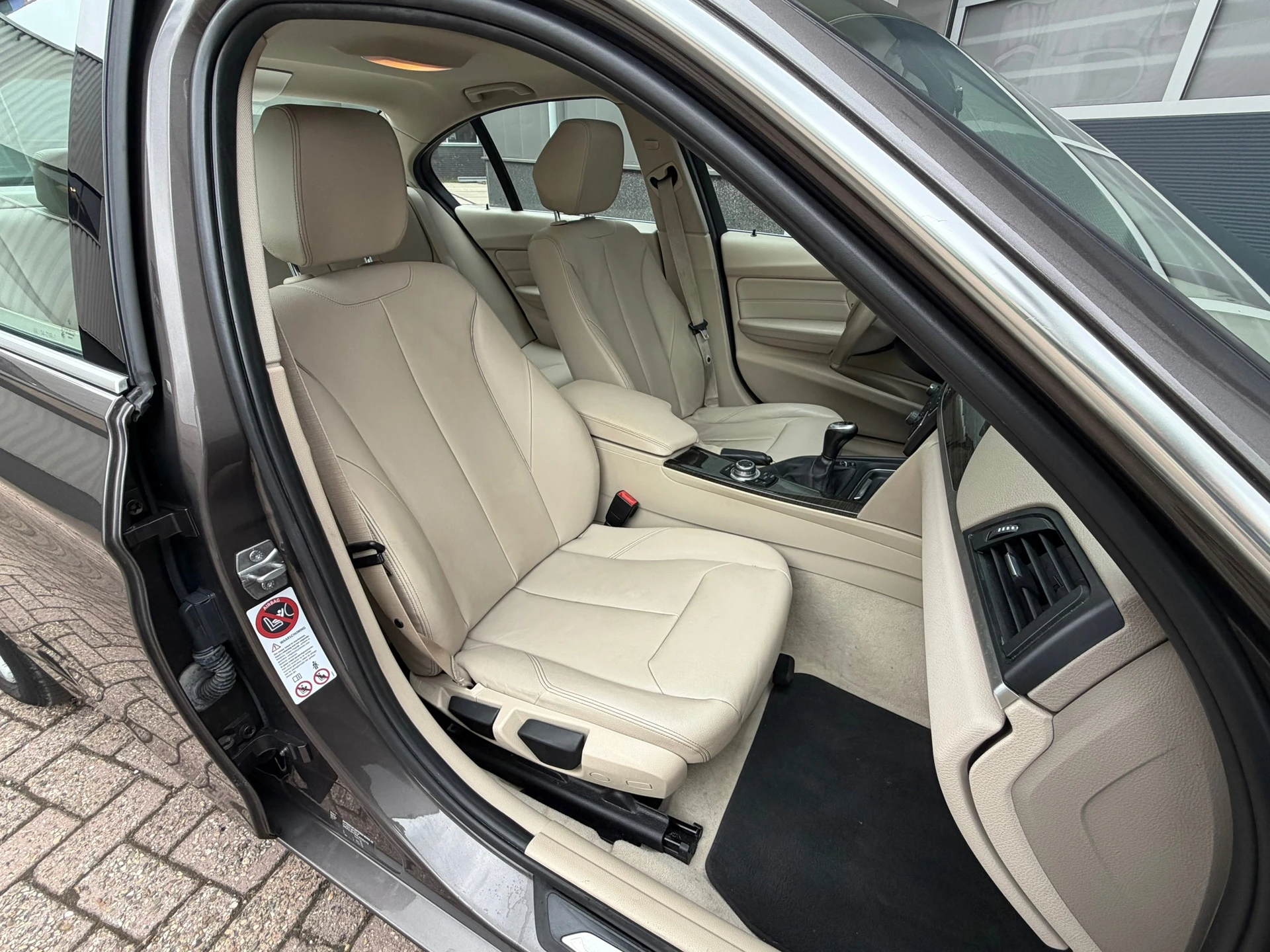 BMW 3 Serie 2012 - 320i EfficientDynamics Edition Upgrade Edition bj.2012 Navi|Leder|Open dak|Nap. afbeelding 11