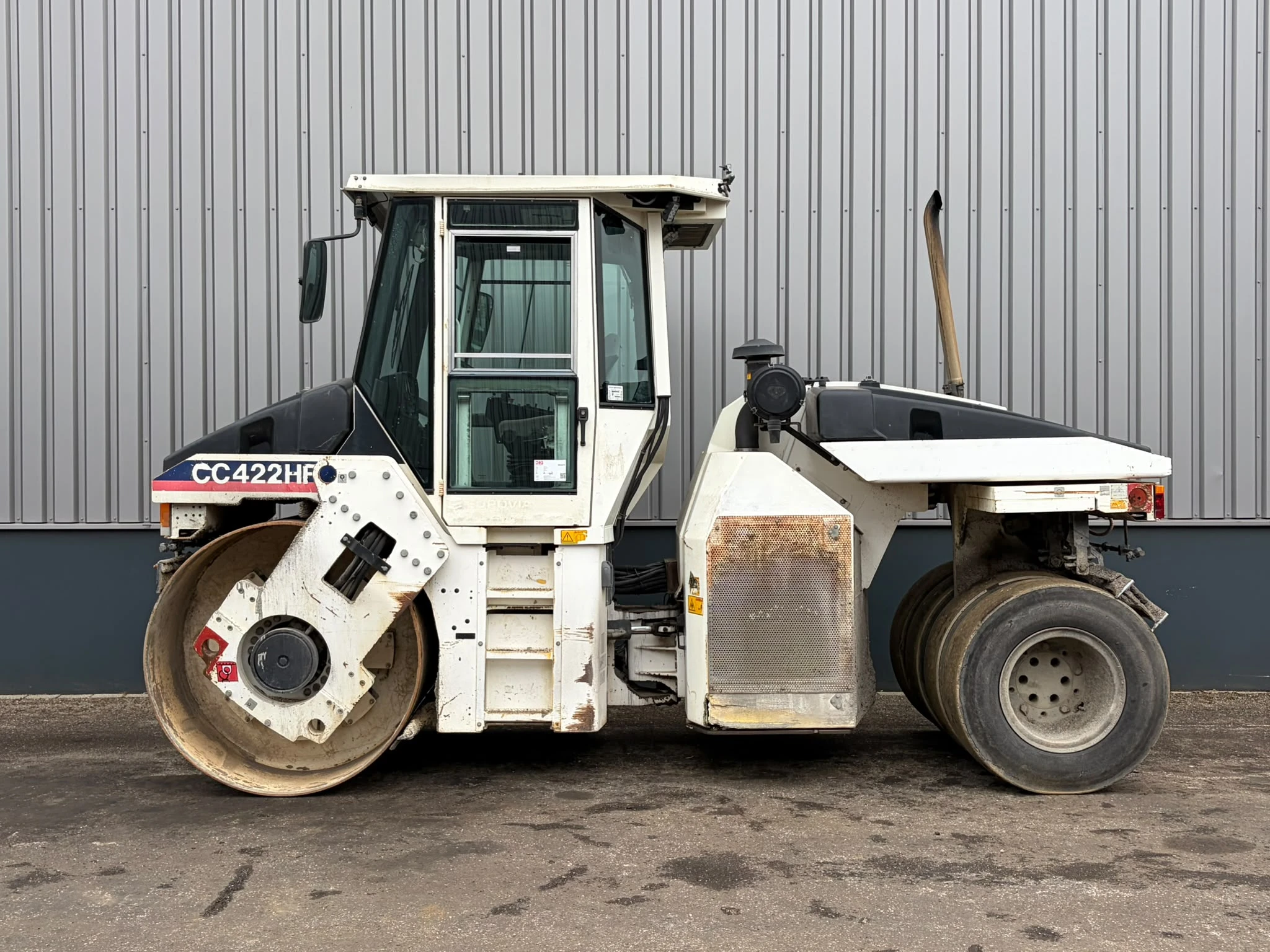 Dynapac CC422C HF 2005 afbeelding 1