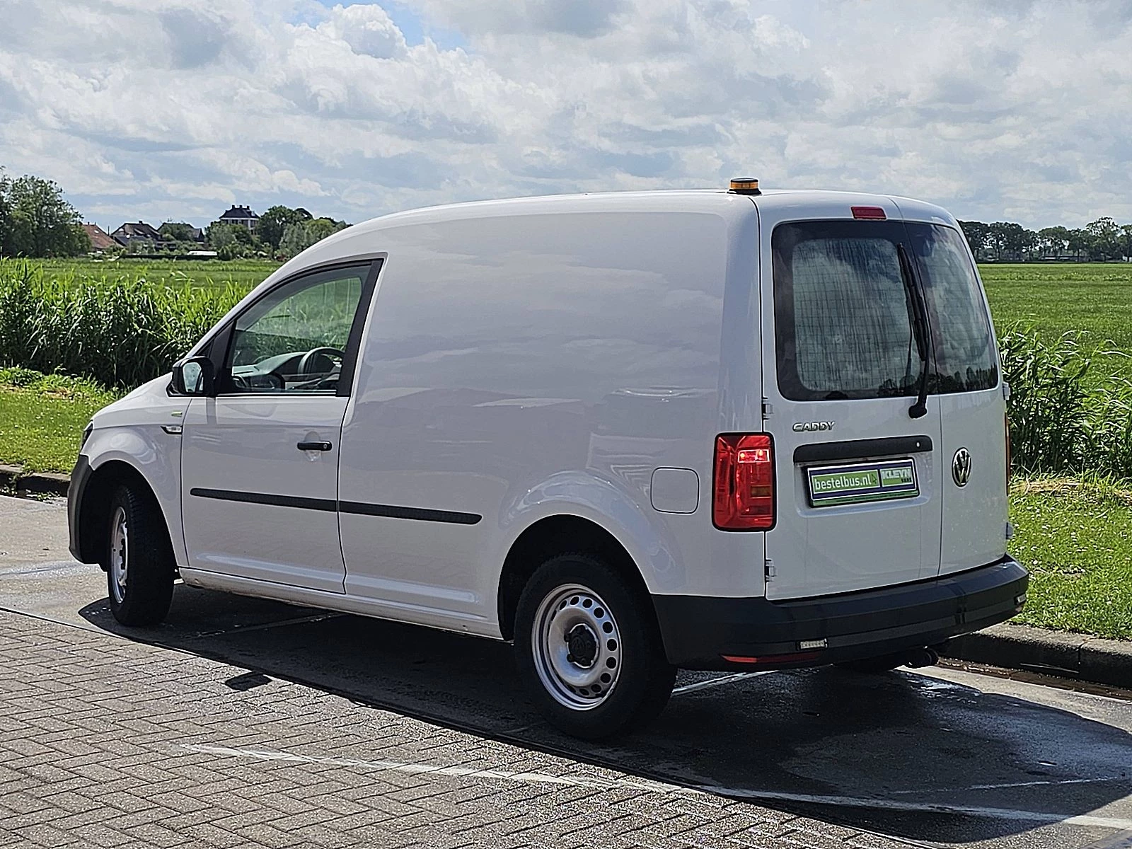 Volkswagen Caddy 2021 - 2.0 zdjęcie 6