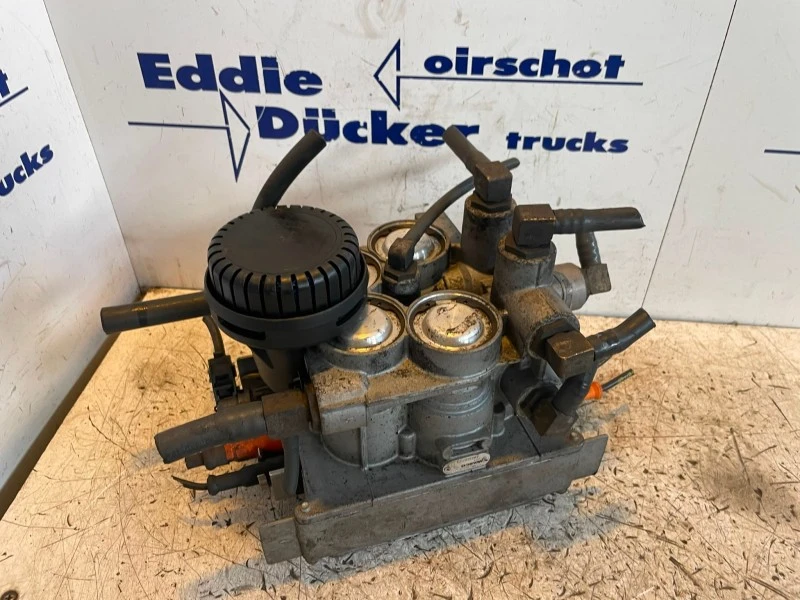 Mercedes-Benz - A 0004292224 EBS MODULATOR WABCO 4801030120 DAF 1505279 zdjęcie 4