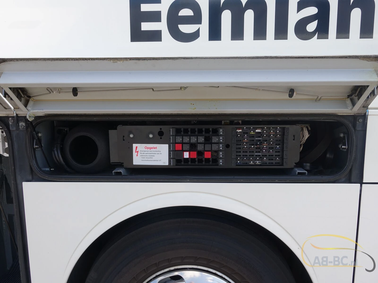 Mercedes-Benz Tourismo RHD-L, 62 Seats, Euro 6 2015 afbeelding 39