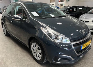 Peugeot 208 2017 - 1.2 PureTech Blue Lion - Distr Vervangen - 2e eigenaar - Nav - Cruise bild 11