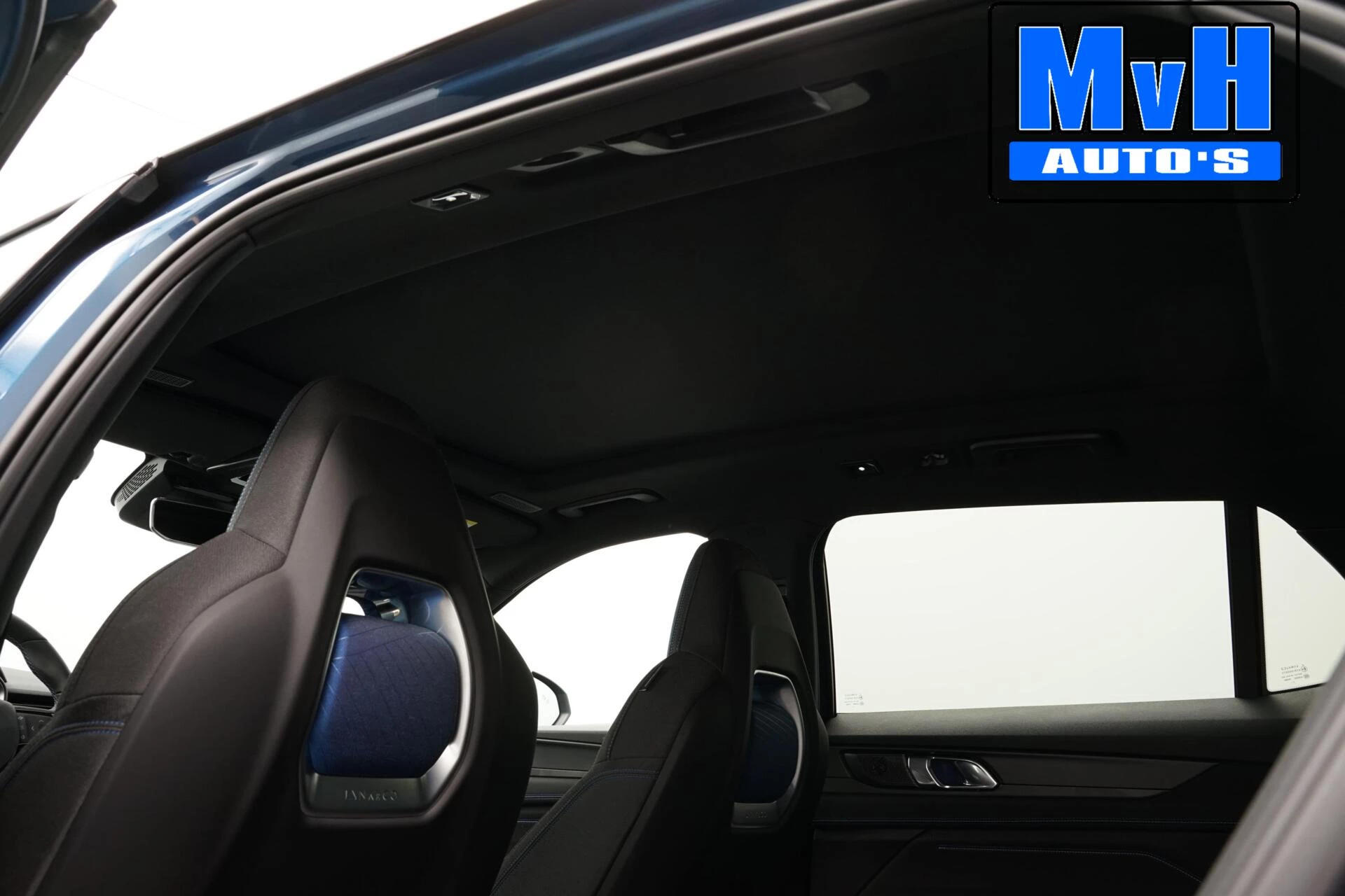 Lynk & Co 01 2023 - 1.5 PHEV|ZWARTE.HEMEL|360ºCAM|PANO|262PK|SOH94% afbeelding 15