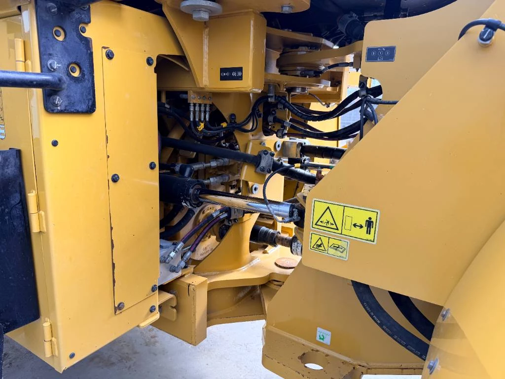 Cat 2022 - 966 14A Bild 22