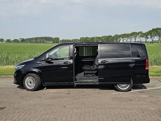Mercedes-Benz EQV 2022 - 300 image 20