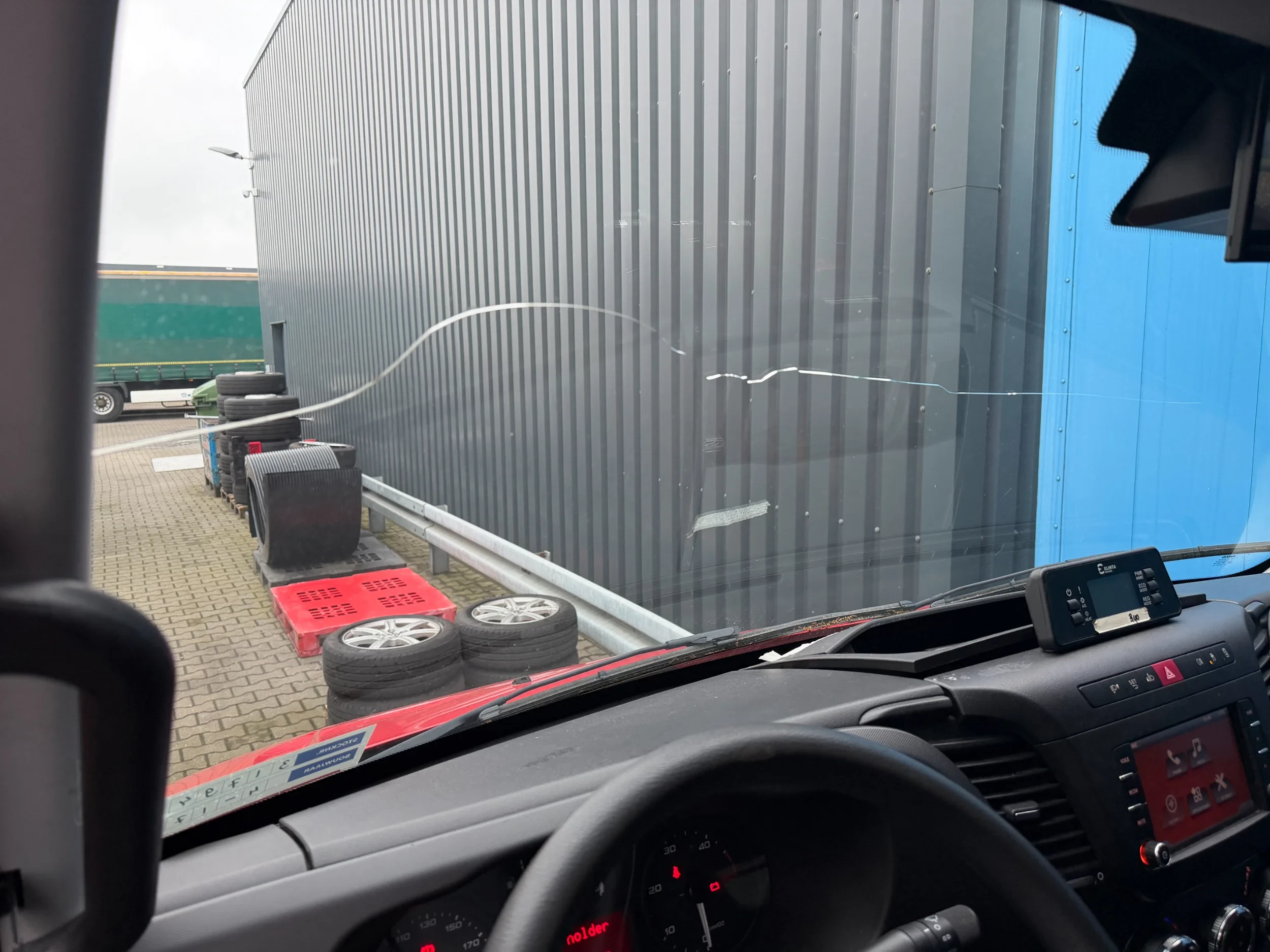 Iveco Daily 2017 - 70 150 Volledig Elektrisch/DEFECT! Gesloten Opbouw + Laadklep obrázek 20
