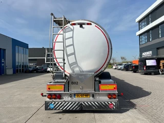 Magyar S43EBT 2011 - Inox Food Tank / 36.450 Lit / Steering Axle immagine 2