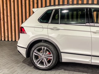 Volkswagen Tiguan 2018 - 1.4 TSI ACT 150PK DSG Highline Business R image 45