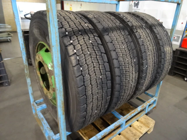 - Geen producent - - CONTINENTAL315/80 afbeelding 1
