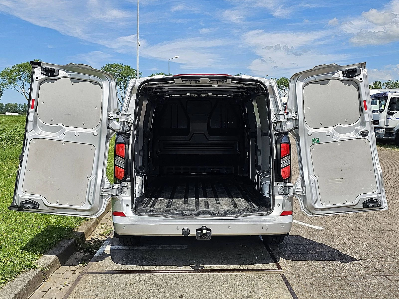 Ford Transit Custom 2024 - 2.0 Bild 11