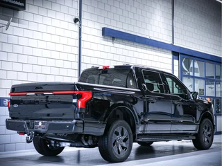 Ford Lightning Lariat Extended Range 2026 - | 514 km. range Extended Range obrazek 3