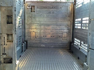 Finkl N/A 2009 - SAV35 - 3/3 deck livestock - Ventilation - Lifting floors - Lifting roof obrazek 19