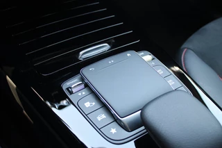 Mercedes-Benz A-Class 2023 - 180 AMG Line Panodak Sfeerlicht !!NIEUWBINNEN!! obrazek 10