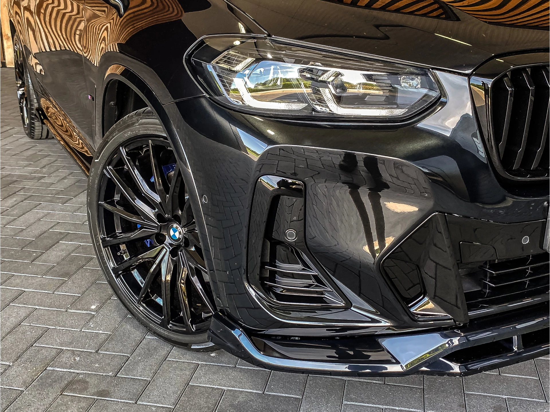 BMW X3 2023 - xDrive30e 292PK High Executive M-Sport obrázek 26