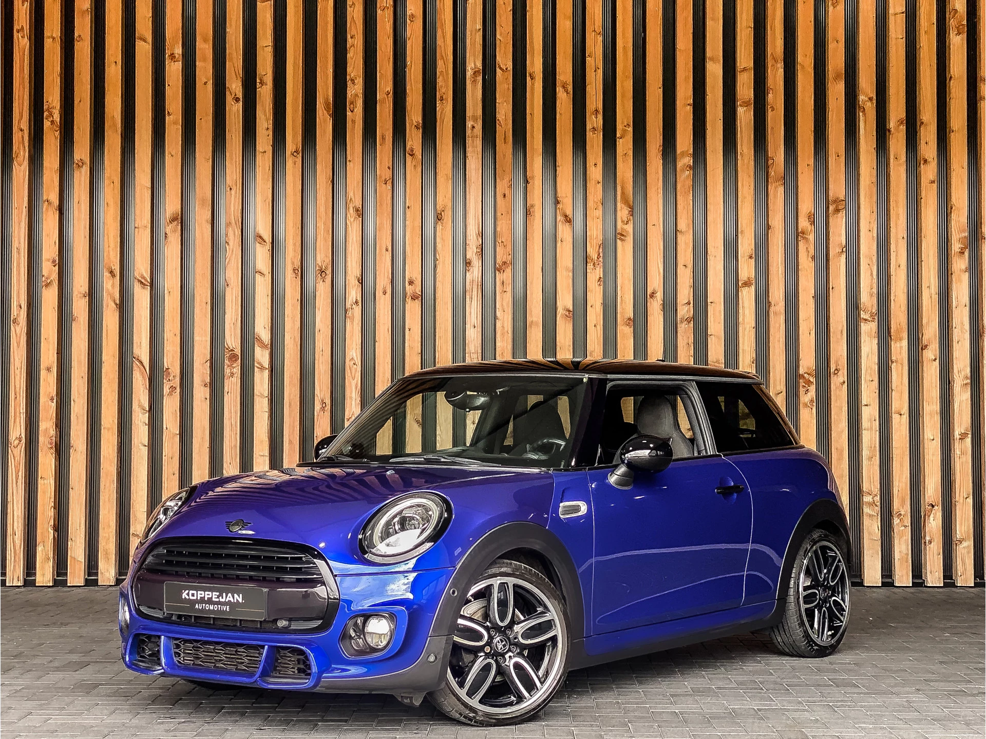 MINI Cooper 2019 - 136PK Automaat John Cooper Works obrázek 2