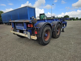MKF METALLBAU CS 20 -20 FOOT- CONTAINER CHASSIS -HEAVY DUTY- BPW DRUM -STEEL SUSPENSION- GOOD QUALITY. 2007 zdjęcie 2 miniatura