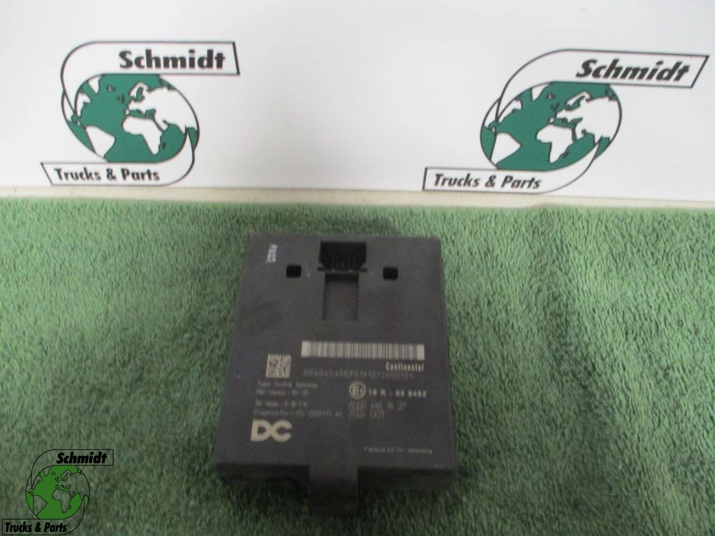Mercedes-Benz - A 000 446 14 27 CENTRAL GATEWAY - ZGS 001 afbeelding 1