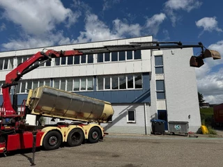 Scania R 2015 - R520 V8 image 3