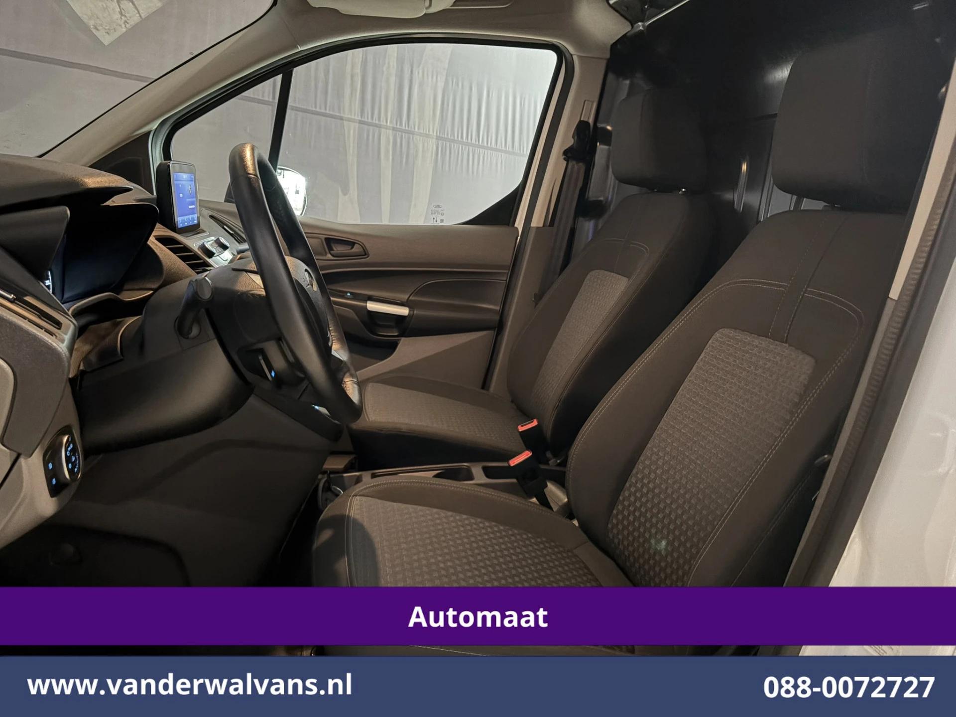 Ford Transit Connect 2024 - 1.5 EcoBlue 100pk Automaat L2H1 Euro6 Airco | Camera | Cruisecontrol | Trekhaak | Inrichting | PDC afbeelding 18