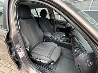 BMW 1 Series 2014 - 114i EDE Corporate Lease Edition bj.2014 Navi|Clima|NL auto. zdjecie 11