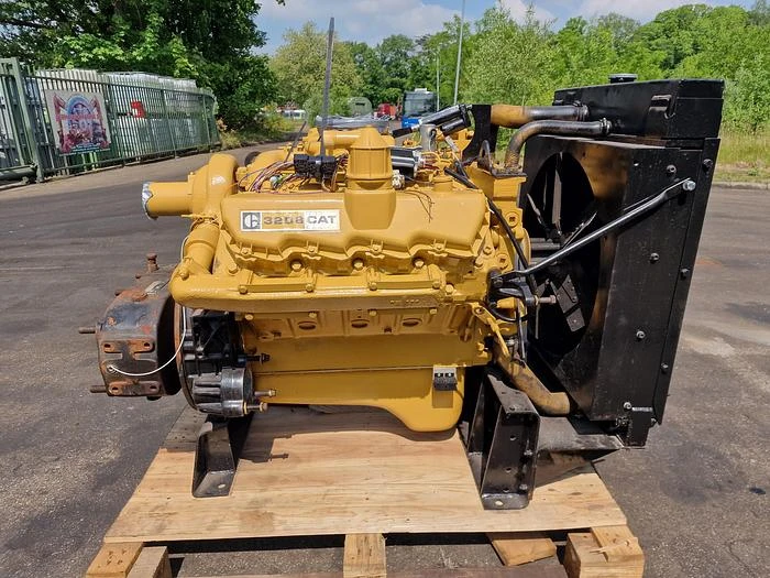 Caterpillar 3208T image 1