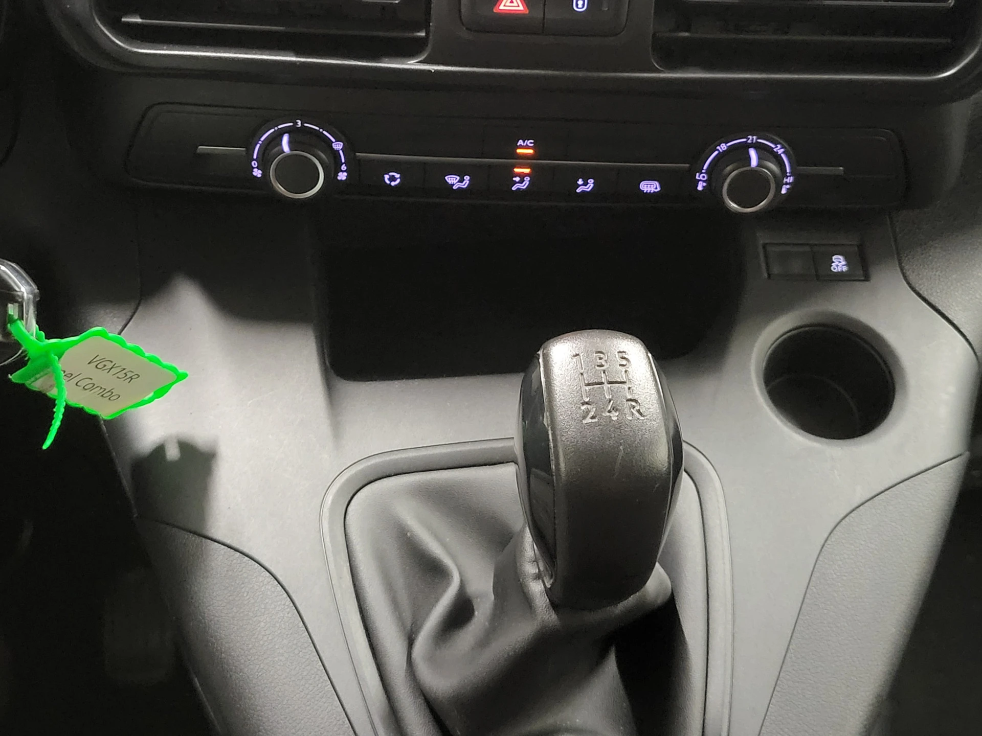 Opel Combo 2020 - 1.5D 100pk Trekhaak Euro 6! image 12