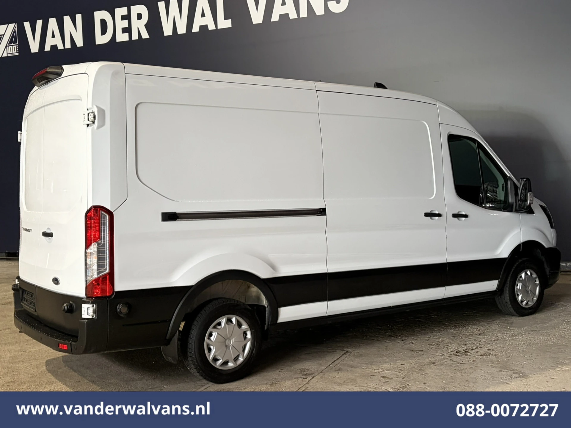 Ford Transit 2022 - 2.0 TDCI 130pk L3H2 Euro6 Airco | Cruisecontrol | Camera | PDC V+A afbeelding 11