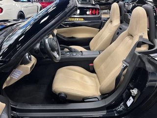 Mazda MX-5 2018 - ND Roadster 1.5 SkyActiv-G 131PK Sakura Limited Bose Leder PDC Apple CarPlay bild 17