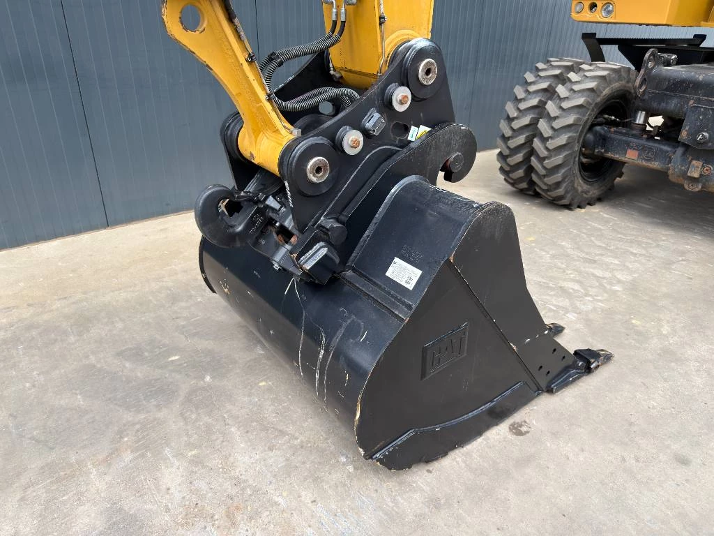 Cat 2015 - M318F afbeelding 10