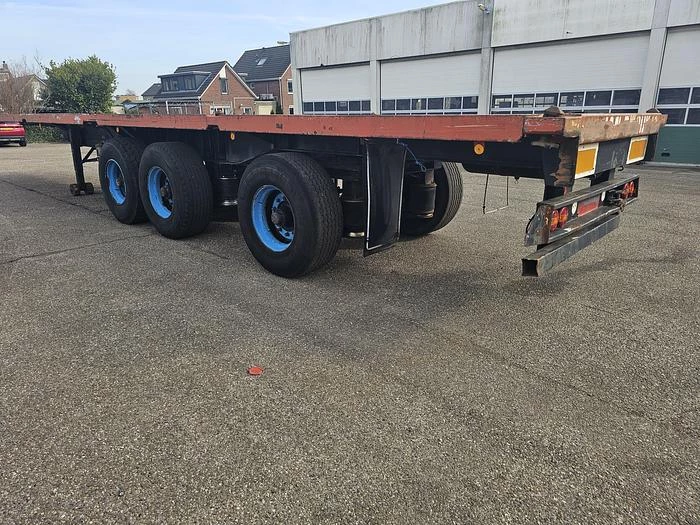 Groenewegen DRO 15-28 | Heavy duty trailer |twistlocks for container 40 ft 2 x 20 ft 20 ft mid.| saf Drum | hardwood floor. 1995 Bild 3