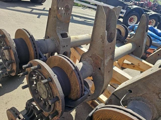SAF SKRB9019W/ TRAILER AXLE 9 TON /DISC. 2002 image 3 thumbnail