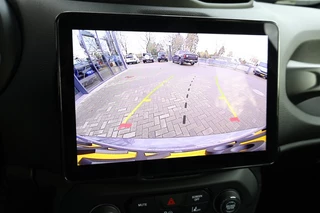 Jeep Renegade 2025 - 4XE HYBRID SUMMIT / LEDER / 18 inch / Apple Carplay изображение 3