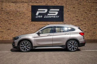 BMW X1 2021 - xDrive25e X-line, Pano, Leder, Memory, Head-Up afbeelding 3 miniatuur