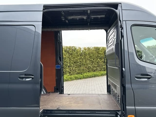 Mercedes-Benz Sprinter 2022 - 315 CDI / 9G-TRONIC / L2H2 / 2x SCHUIFDEUR / 3.5 TONS TREKHAAK / LED / MBUX / CAMERA / CRUISE / AIRCO / BLINDSPOT obrazek 10