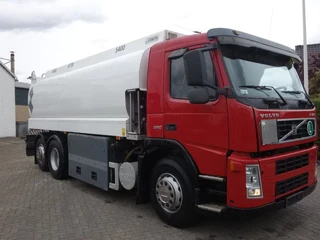 Volvo FM 9.260 2004 - 19,500LITER FUEL TANK te koop