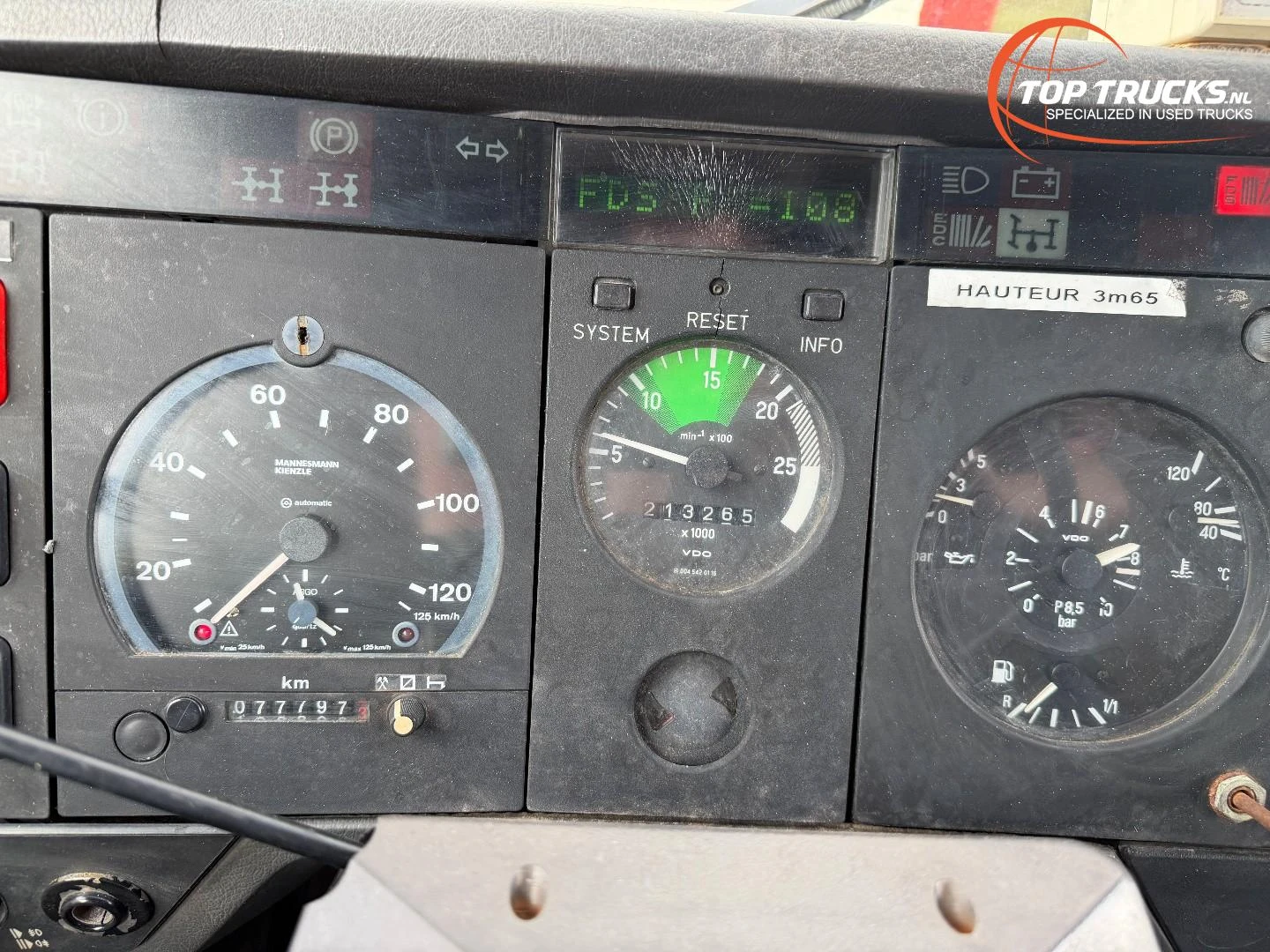Mercedes-Benz SK 3234 1999 Bild 12