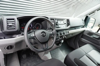 Volkswagen Crafter 2024 - 140pk L3H3/L2H2 LED Airco Cruise control Parkeersensoren 3-Zits Radio Bluetooth image 2 thumbnail