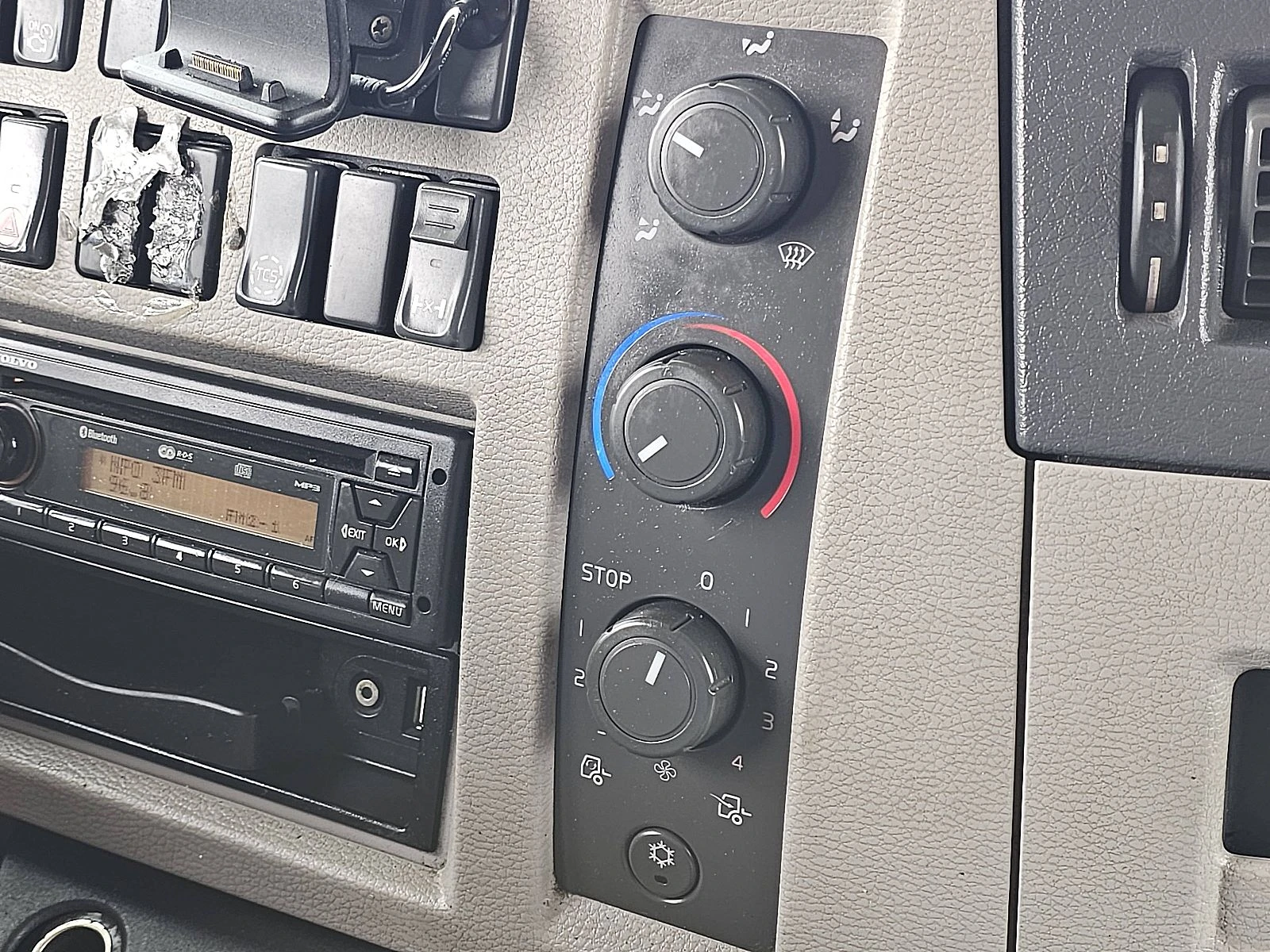 Volvo 2015 - FL 250.16 изображение 13
