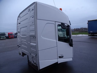 Volvo FH 2017 - FH-4 GLOBETROTTER obrazek 2